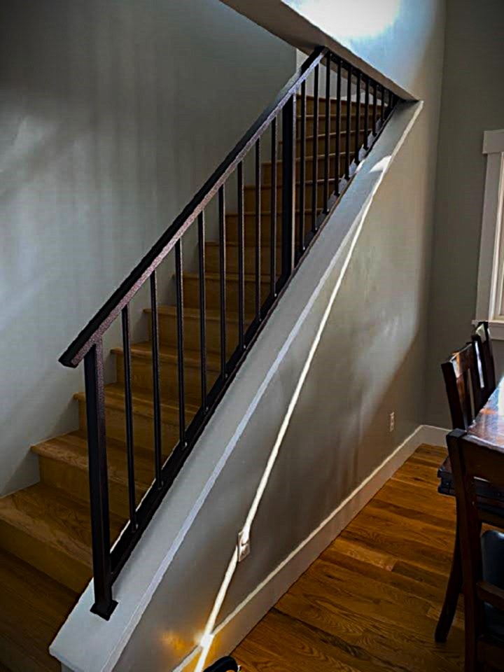 Decorative metal gate